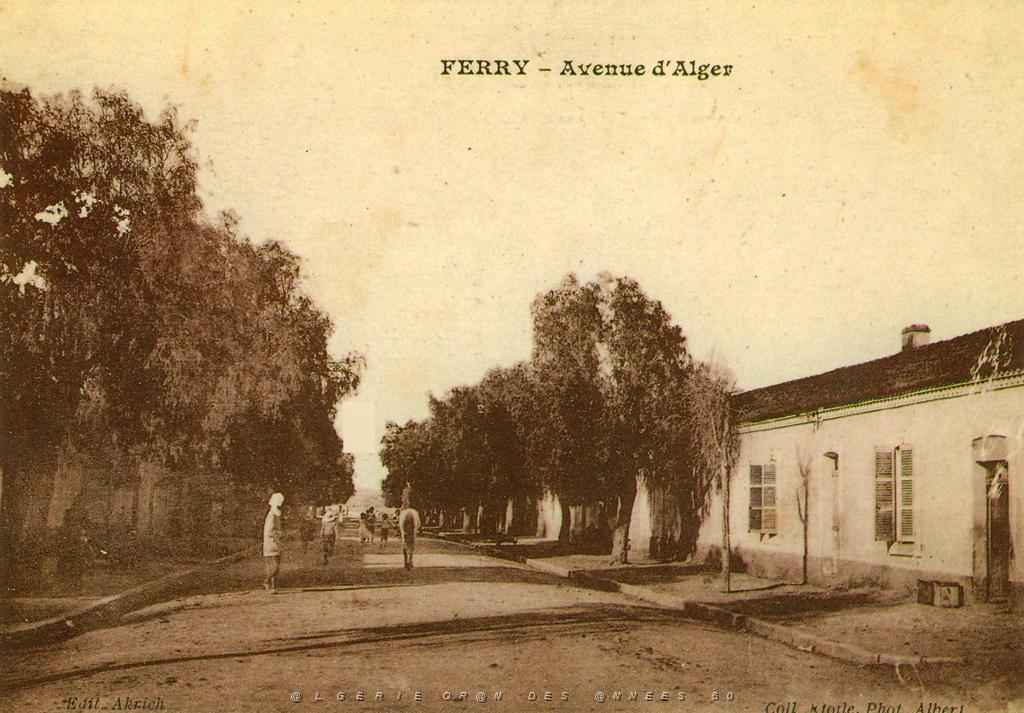 FERRY AVENUE D ALGER.JPG